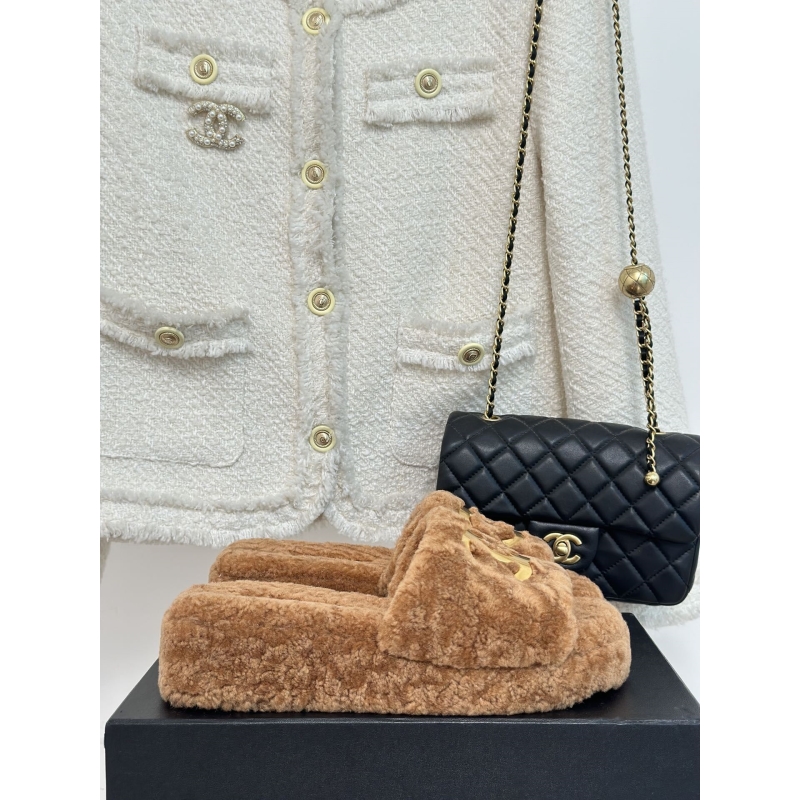 Ch*el slippers